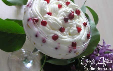 Рецепт Фруктово-ягодный десерт со взбитыми сливками