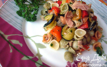 Рецепт Салат с ракушками "Nordic", овощами и тунцом