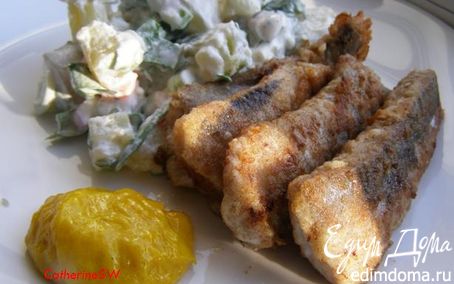 Рецепт Сельдь в ржаной панировке с картофельным салатом и соусом "Равигот"