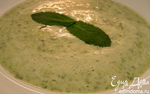 Рецепт Нежный крем-суп из салата латука и мяты