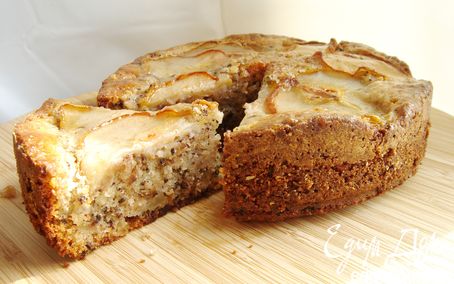 Рецепт Грушево-ореховый пирог с мёдом и шоколадом