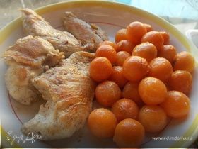 Ванильное куриное филе с медовой морковью