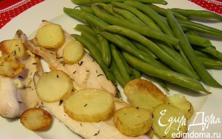Рецепт Рыба, запеченная на соли, с тимьяном, чесноком и картофельными чипсами