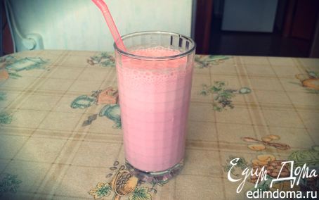 Рецепт Молочный коктейль с клубникой
