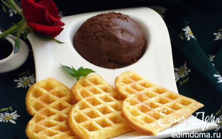 Рецепт Вафли с шариком шоколадного мороженого в вафельнице