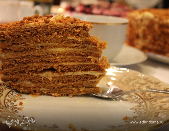 Торт медовик со сметанным кремом - пошаговый рецепт с фото на Готовим дома