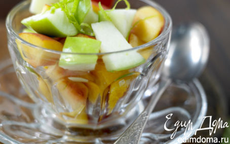 Рецепт Салат из персиков и груш