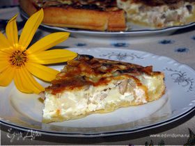 Лоранский пирог с курицей, грибами и цветной капустой