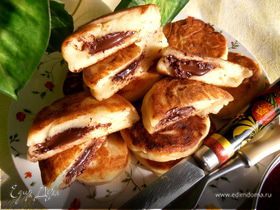 Сырники с шоколадным вулканчиком - праздничный завтрак