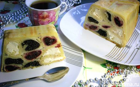 Рецепт Блинный пирог с тремя начинками "Вышиванка"