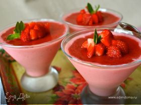Десерт из йогурта и клубники ("ВКУС ЛЕТА")
