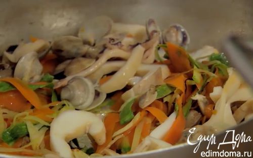 Рецепт Салат из осьминога с кремом из нута и розмарина