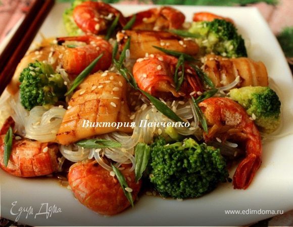 Рисовая лапша с креветками и овощами - рецепт с фото пошагово