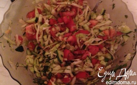 Рецепт Овощной салат с кедровыми орешками