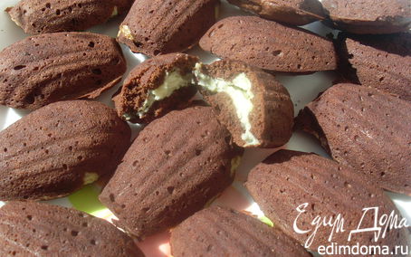 Рецепт Шоколадные "мадлен" с кокосовой начинкой