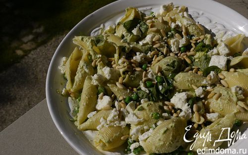 Рецепт Макароны-ракушки с зеленым горошком, шпинатом и фетой
