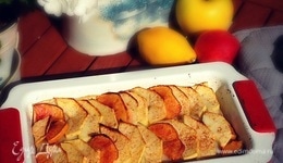 Сладкая лазанья с яблоками, некторинами, грецкими орехами и курагой