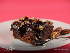 Шоколадный пирог с кока-колой, маршмеллоу и орехами пекан