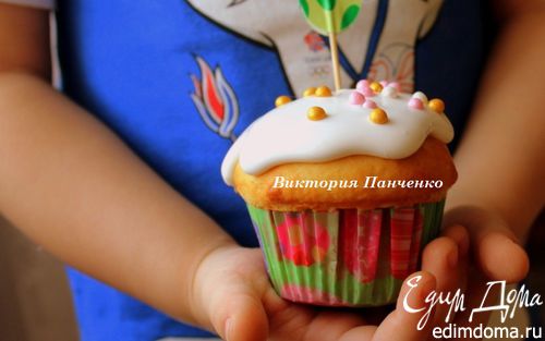 Рецепт Куличи с апельсиновой цедрой и вяленой клюквой