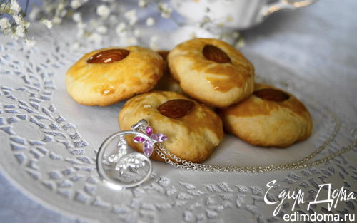 Рецепт Песочное печенье на сметане с миндалем