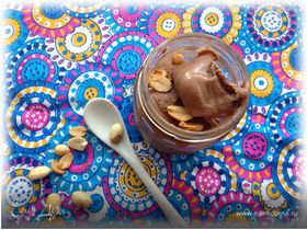 Шоколадно-арахисовое мороженое