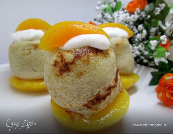 Блины с соусом из персиков и йогурта – пошаговый рецепт приготовления с фото