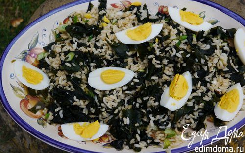 Рецепт Рисовый салат с морскими водорослями и яйцами