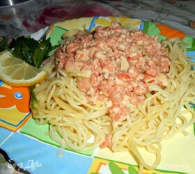Спагетти с креветками в сливочно-чесночном соусе