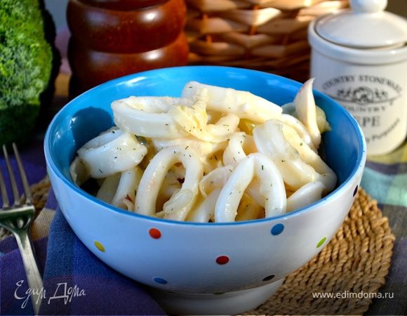 Кальмары в сметанном соусе - рецепт с фотографиями - Patee. Рецепты