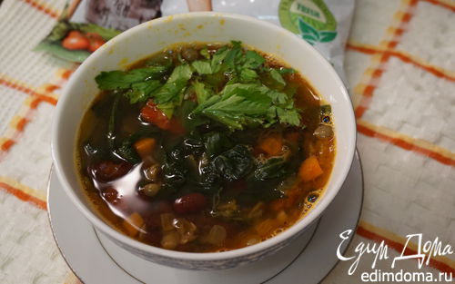 Рецепт Овощной суп с фасолью и шпинатом