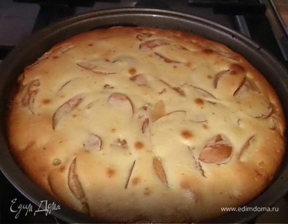 Шарлотка с яблоками, пошаговый рецепт на ккал, фото, ингредиенты - MERI