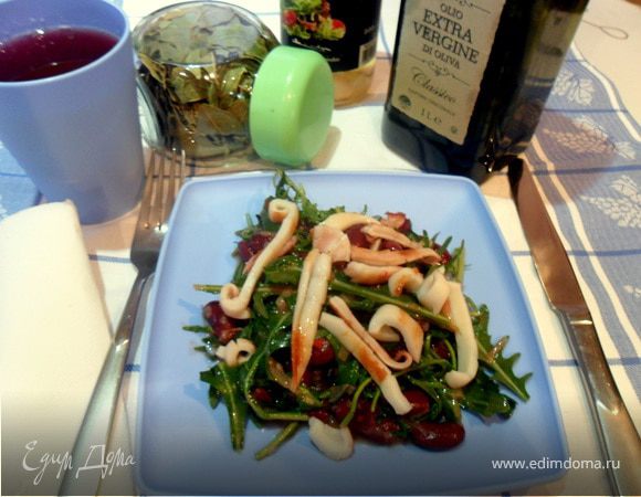 Рецепт салата с кальмарами и фасолью - 7 пошаговых фото в рецепте