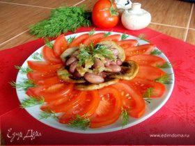 Салат с помидорами и заправкой из печеного чеснока