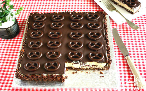 Рецепт Шоколадный пирог с мини-бретцелями