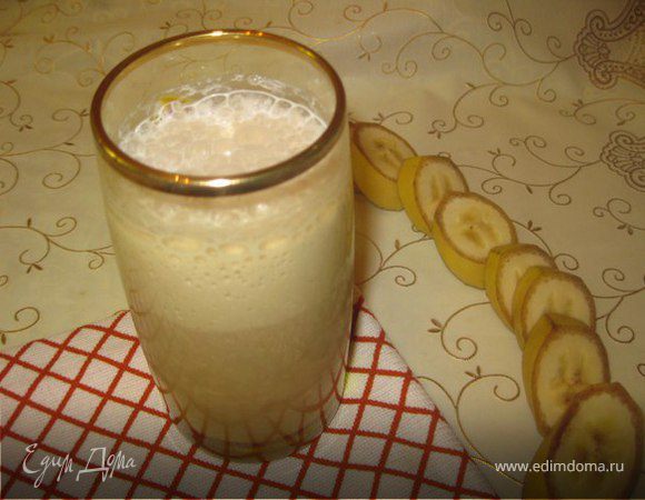 Бананово-молочный коктейль рецепт – Американская кухня: Напитки. «Еда»