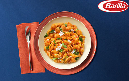 Рецепт Конкилье Ригате со шпинатом и овечьим сыром