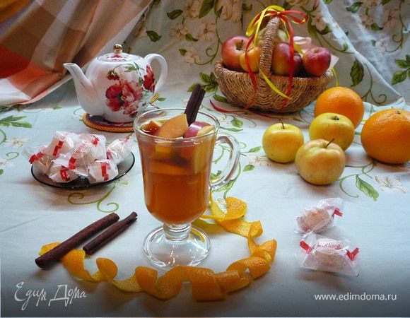 Букет апельсинов и новогодний декор