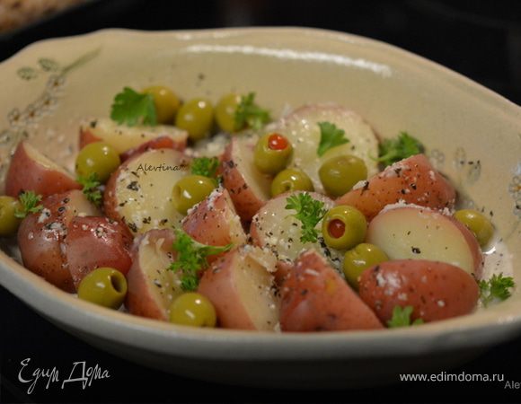 Картофель с базиликом и оливками