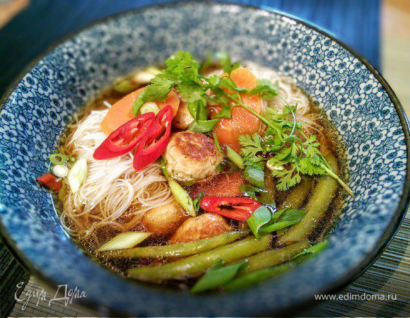 Тайский суп с фрикадельками