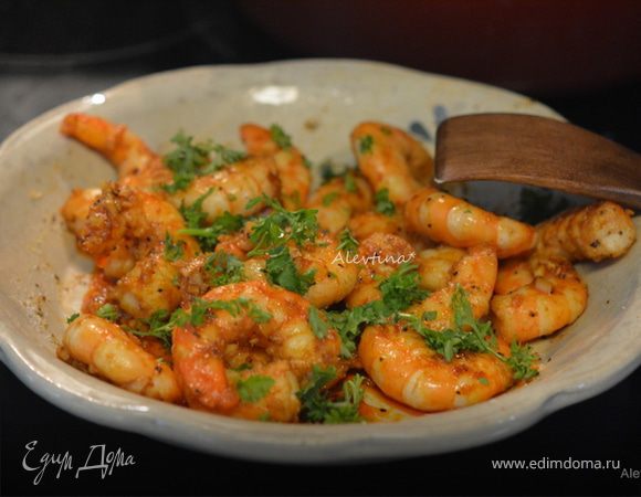Жаренные креветки в сметанно-чесночном соусе – пошаговый рецепт приготовления с фото