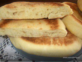Batbout (традиционный хлеб на сковороде)