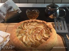 Пирог с яблоками на постном тесте