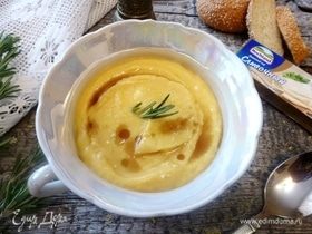 Тыквенный суп-пюре с чесноком и розмарином