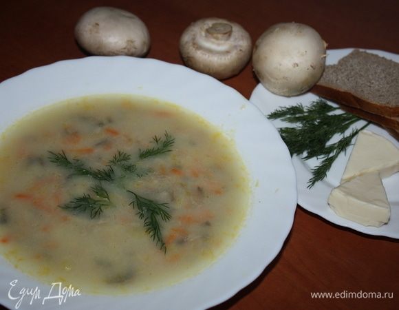 Быстрый суп с грибами и плавленым сыром