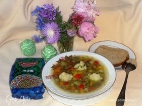 Овощной суп с машем и цветной капустой