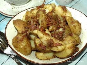 Теплый картофельный салат с беконом