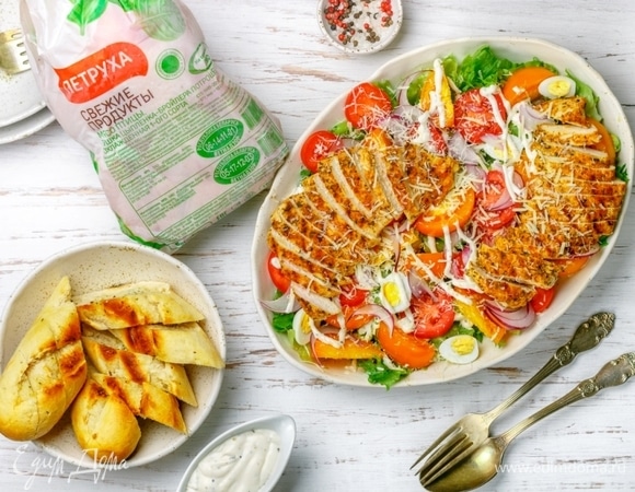 Греческий салат с курицей и сухариками рецепт с фото, как приготовить на thebestterrier.ru