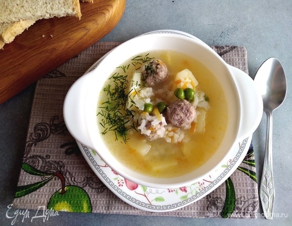 Суп с рисом и фрикадельками, пошаговый рецепт на ккал, фото, ингредиенты - Ксения П