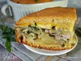 Домашний пирог с мясом и сыром