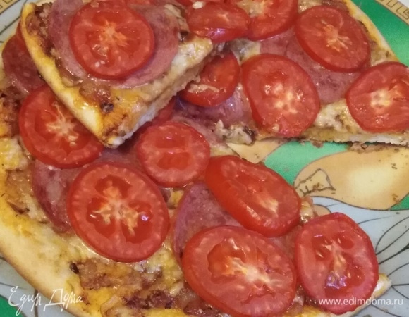 Домашняя пицца с грибным соусом